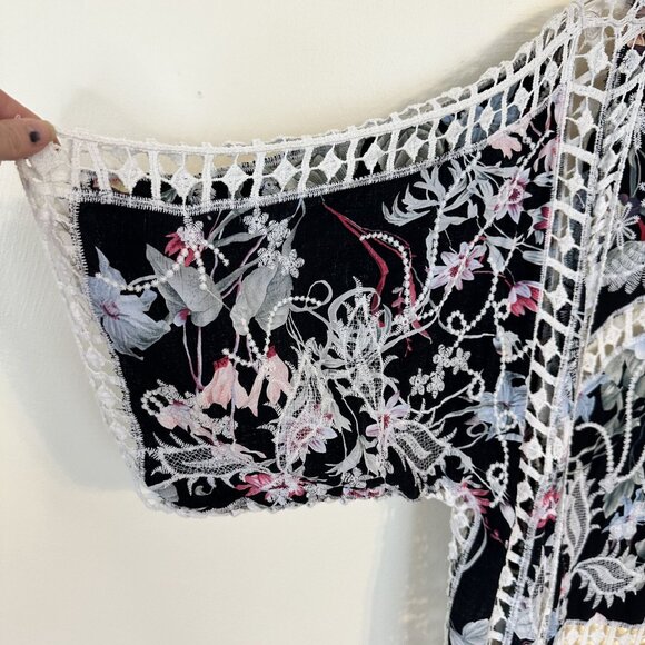 Womens Black Boho Floral Cream Crochet Kimono Cardigan Wrap Layering Beach - Picture 6 of 6